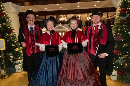 Merry Voices Carolers